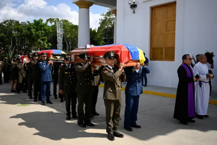 Venesuelada ABŞ-ın hərbi əməliyyatı nəticəsində 100 NƏFƏR ÖLÜB -