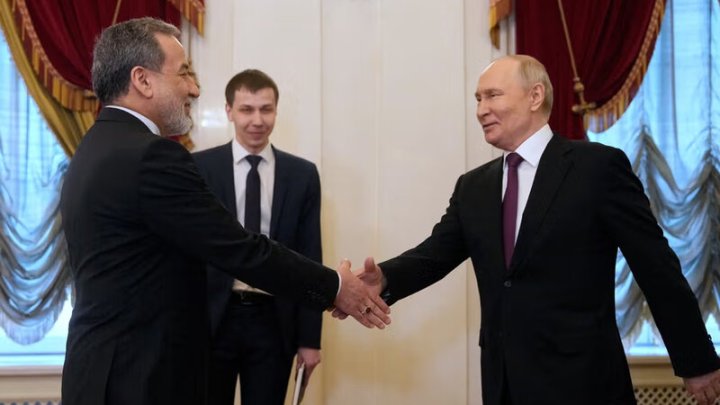 Putin Abbas Əraqçi ilə görüşdü və dünyaya mesaj verdi: