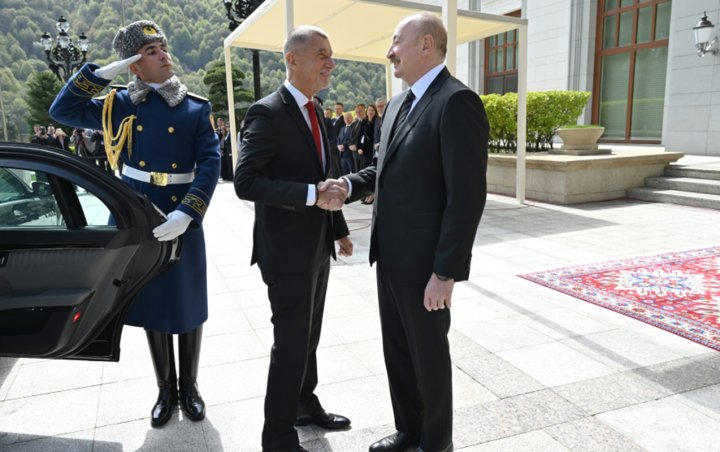 Qəbələdə Çexiyanın Baş naziri Andrey Babişin rəsmi qarşılanma mərasimi olub -