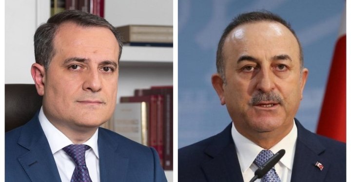 Ceyhun Bayramov Mövlud Çavuşoğlu ilə danışdı -