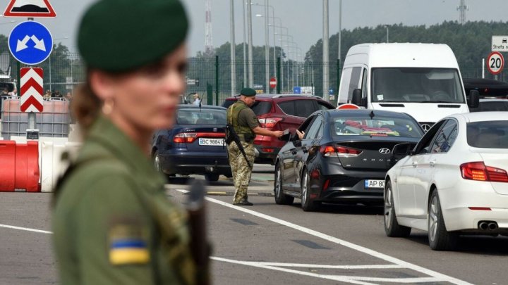 Slovakiya Ukrayna ilə bütün sərhəd keçid məntəqələrini bağladı