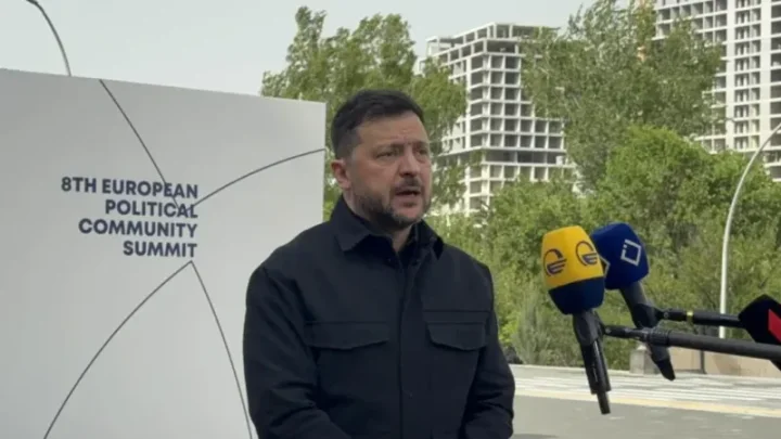 Zelenski İrəvanda erməni jurnalistin Azərbaycanla bağlı təxribatçı sualına cavab vermədi...