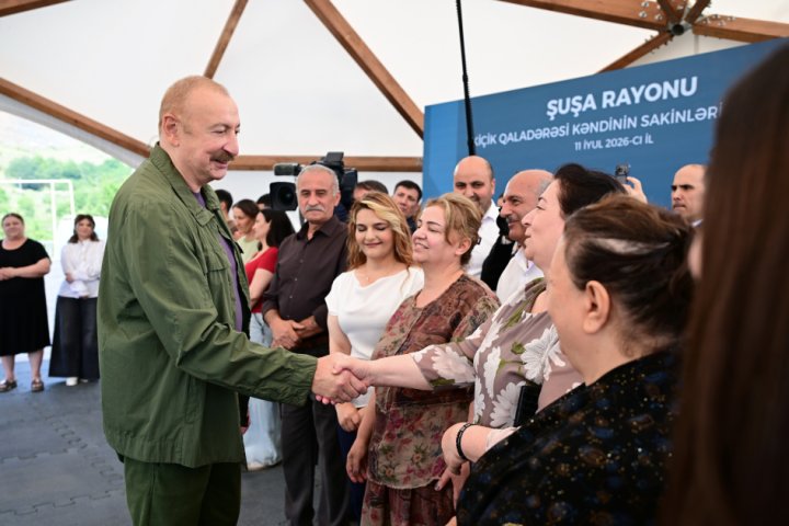 İlham Əliyev Şuşanın Kiçik Qaladərəsi kəndində görülən işlərlə tanış olub və...
