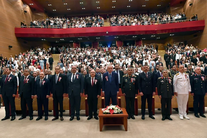 Zakir Həsənov Ərdoğanla birlikdə kursantların buraxılış mərasimində iştirak edib