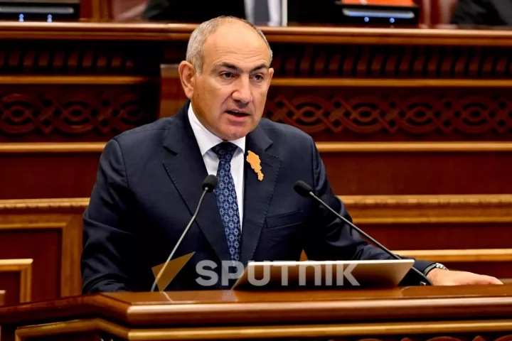 Paşinyan müxalifəti hərbi müdaxilələr hazırlamaqda ittiham etdi
