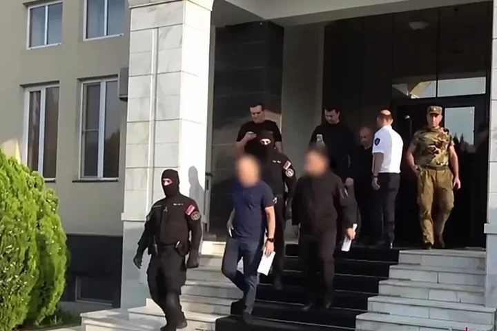 Robert Köçəryan indi də xəstəxanaya aparıldı