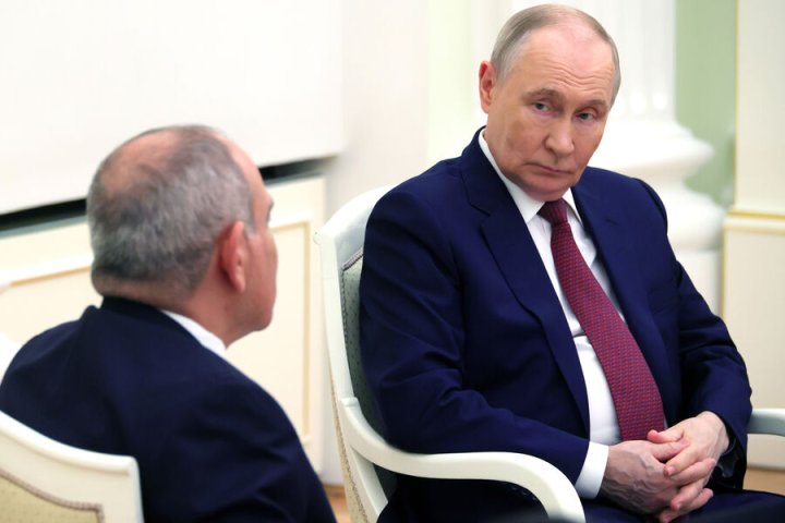 Putin Bişkekdə Paşinyanla görüşəcək