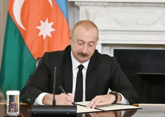 Prezident Əfv Sərəncamı imzaladı